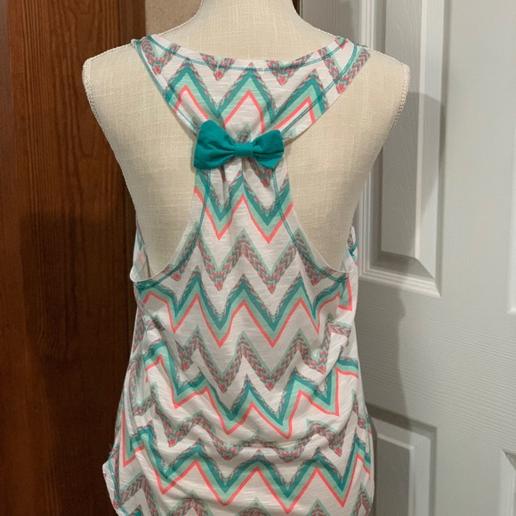 Racerback top - Picture 3 of 4